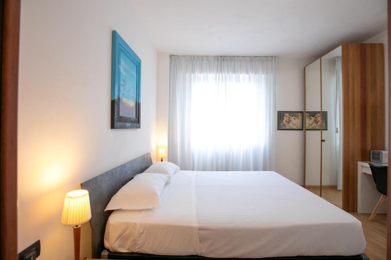 Mirea'S Rooms Ascoli Piceno Exterior photo