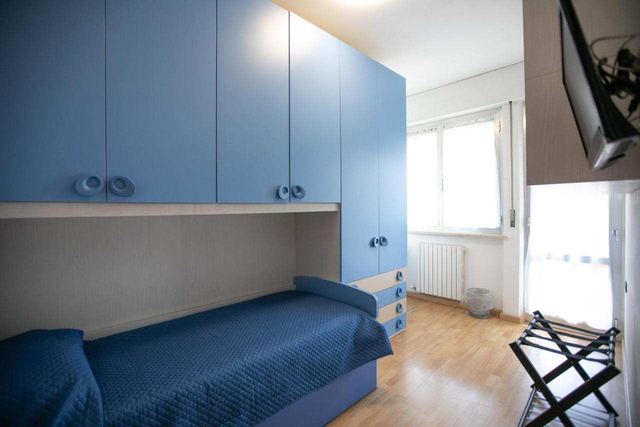 Mirea'S Rooms Ascoli Piceno Exterior photo