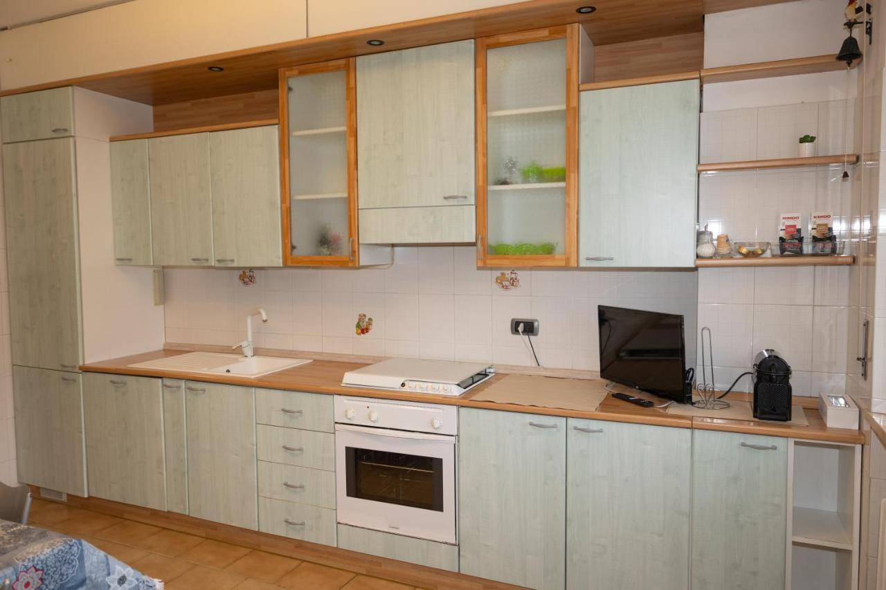 Mirea'S Rooms Ascoli Piceno Exterior photo